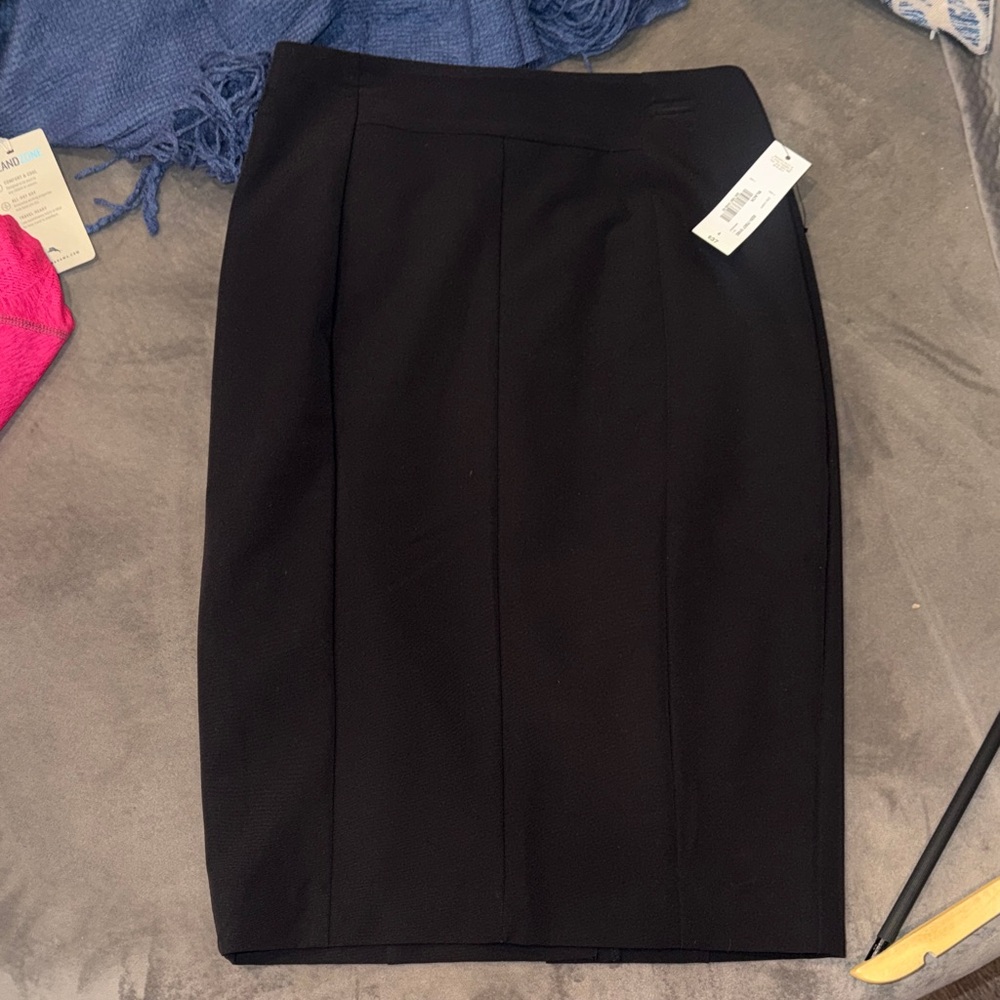 NWT Worthington Elegant Black Pencil Skirt